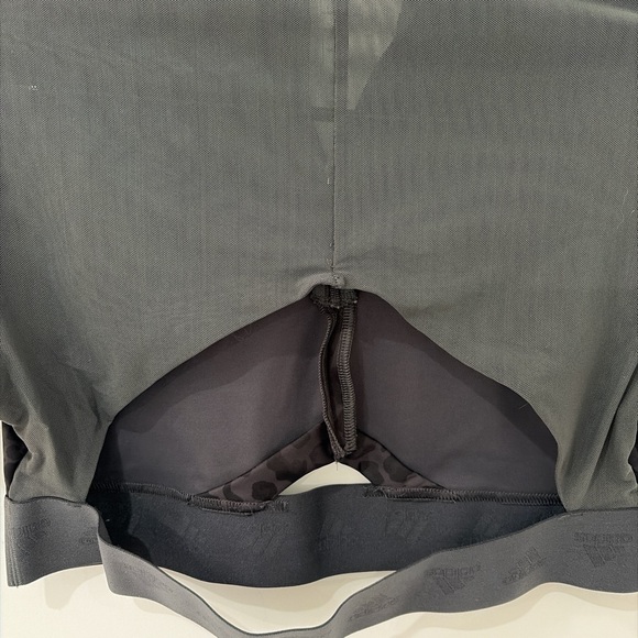 Adidas Women's Leopard Print Crop Top - Picture 4 of 5